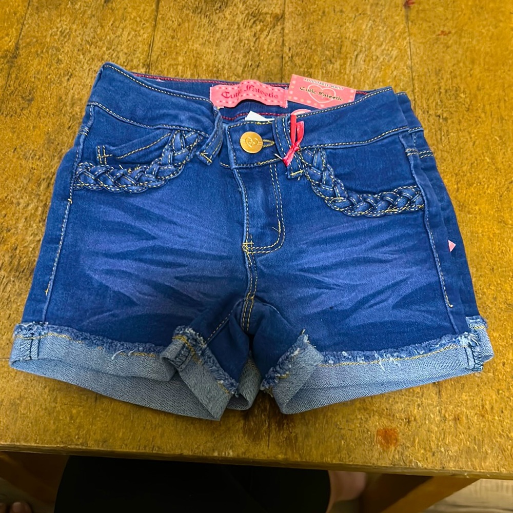 Toddlers blue shirt shorts
